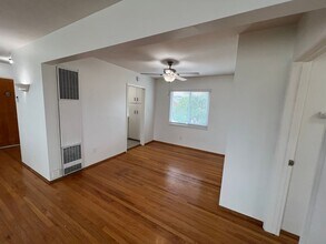 2035-2039 Ebers St in San Diego, CA - Building Photo - Building Photo