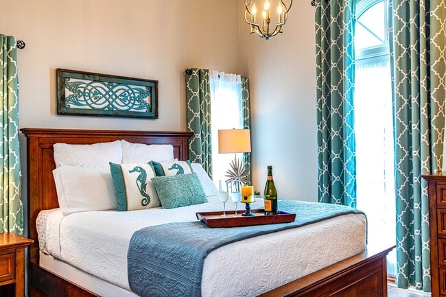 property at 955 Registry Blvd