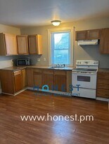 60 Cumberland St in Brunswick, ME - Building Photo