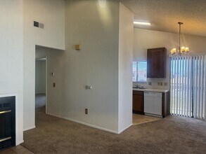 4576 Hawley Blvd in San Diego, CA - Foto de edificio - Building Photo