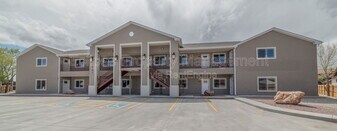 507 Murphy Dr in Alamosa, CO - Building Photo