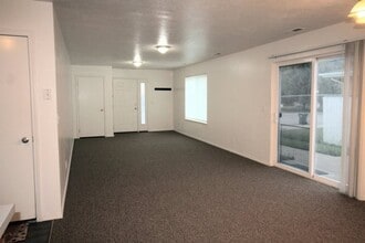 14360 N Cassia St in Rathdrum, ID - Building Photo - Building Photo