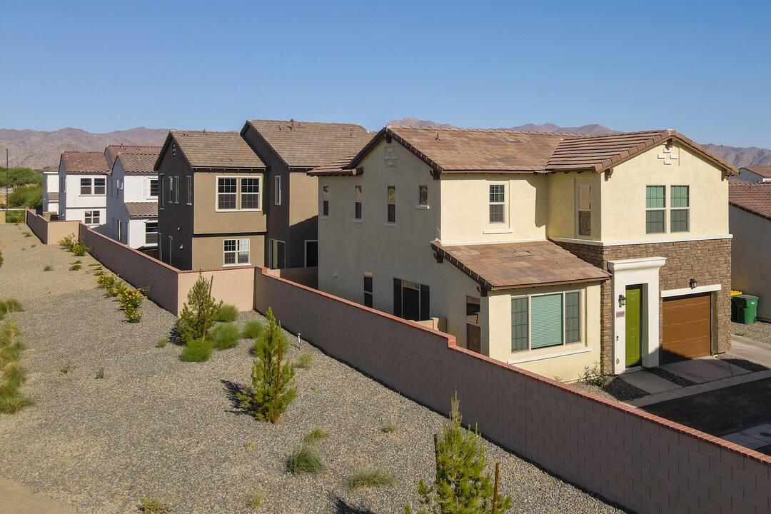 Las Casas at Windrose in Litchfield Park, AZ - Building Photo