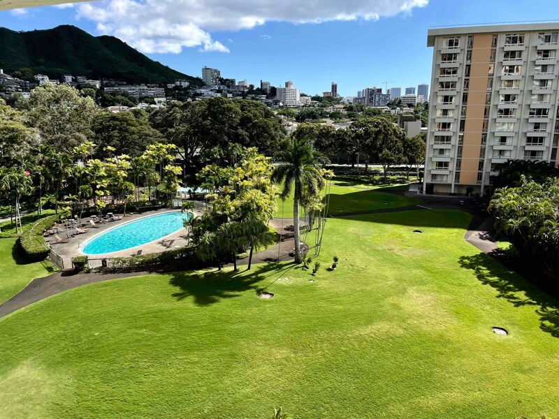 1519 Nuuanu Ave in Honolulu, HI - Building Photo