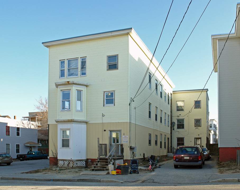 50-54 Pierce St in Lewiston, ME - Building Photo