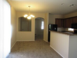 3861 S Dew Drop Ln in Gilbert, AZ - Building Photo - Building Photo