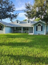 26525 Nordic Way in Punta Gorda, FL - Foto de edificio - Building Photo