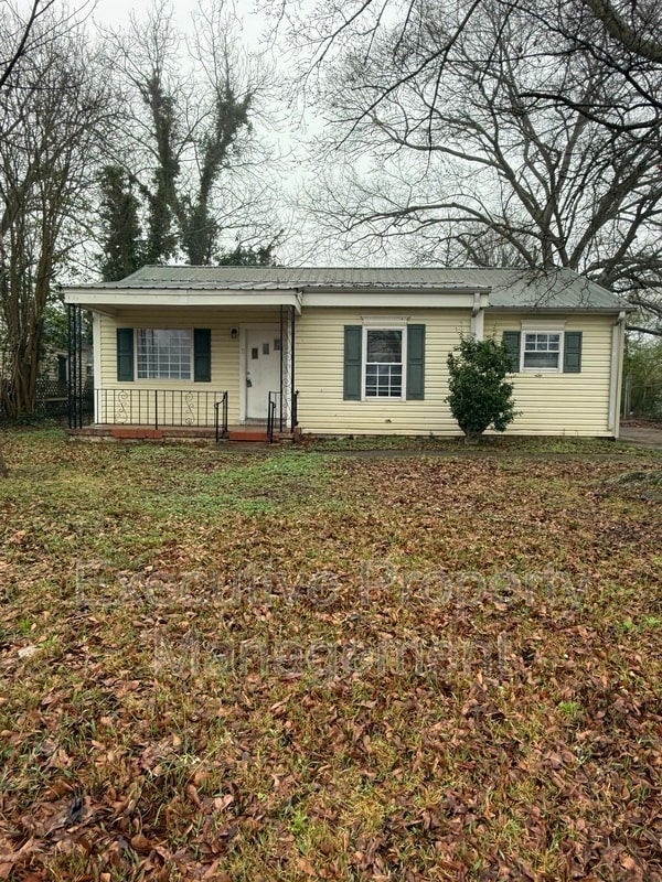 property at 537 Grant St