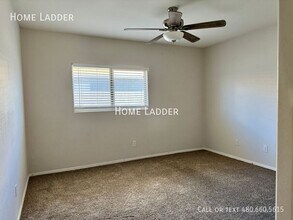 11776 W Larkspur Rd in El Mirage, AZ - Building Photo - Building Photo