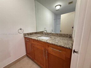 18260 SW 142nd Pl in Miami, FL - Building Photo - Building Photo