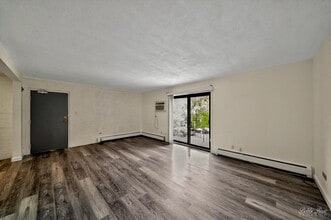 134 E Bailey Rd in Naperville, IL - Building Photo - Building Photo