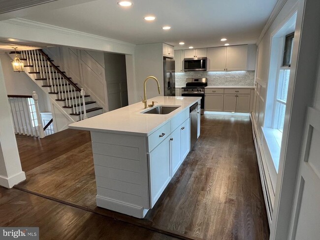 property at 308 Gwynedd Ave