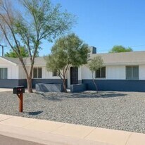 9022 N 18th Dr in Phoenix, AZ - Building Photo