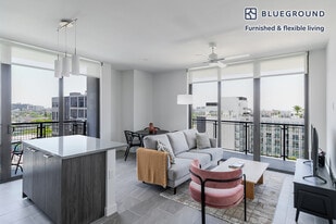 21 NE 22nd St in Miami, FL - Building Photo