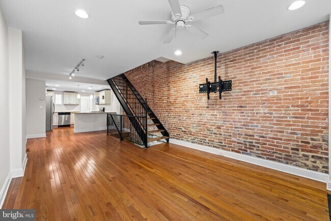 1511 E Clement St in Baltimore, MD - Building Photo - Building Photo