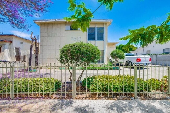 2622 S. Cloverdale Ave