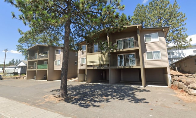property at 1318 1st St