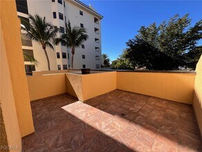 4015 SE 20th Pl in Cape Coral, FL - Building Photo - Building Photo