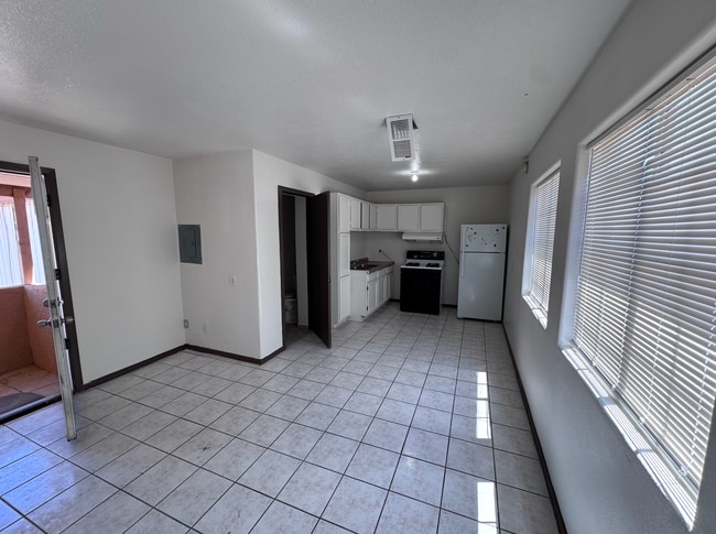 240 Wheeler Ave SE in Albuquerque, NM - Building Photo - Building Photo