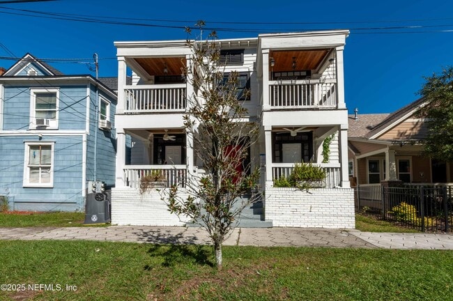 117 E 4th St in Jacksonville, FL - Building Photo - Building Photo