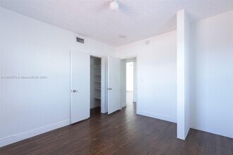 931 79th Terrace, Unit 931 in Miami Beach, FL - Building Photo - Building Photo