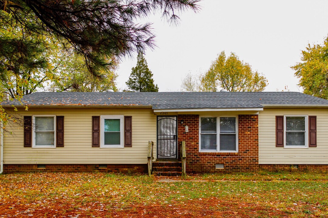 2205 Westover Ave in Richmond, VA - Building Photo