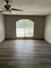 717 E Madison St in Pittsburg, KS - Building Photo - Building Photo