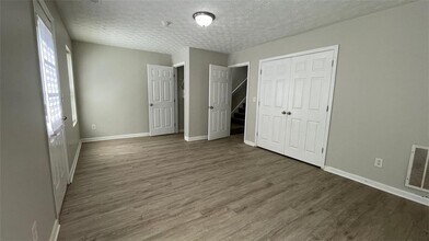 1708 Redan E in Lithonia, GA - Building Photo - Building Photo