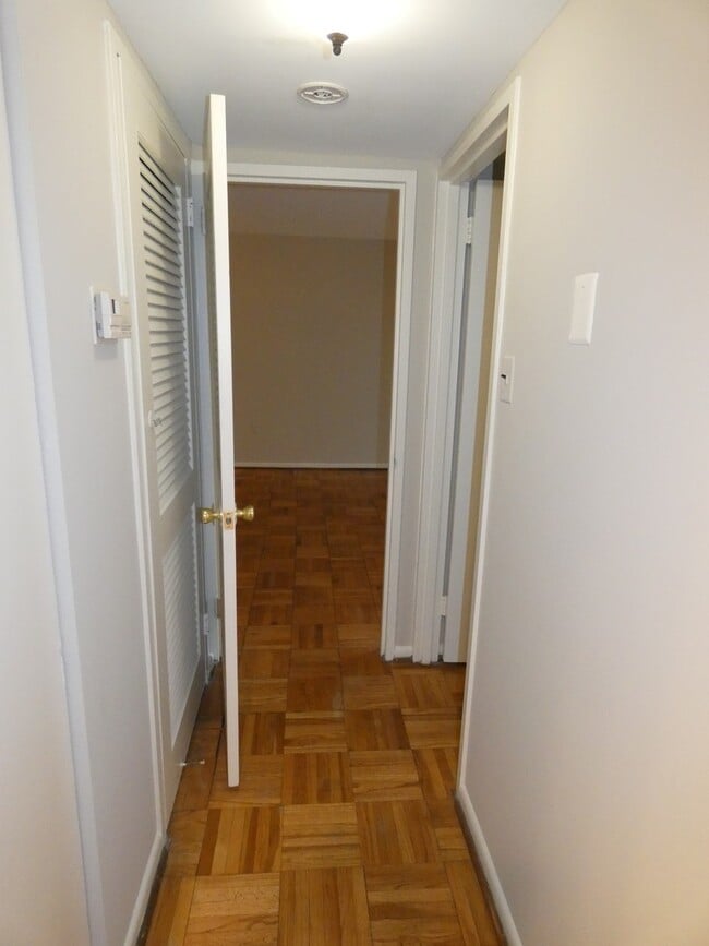 700 7th St SW in Washington, DC - Building Photo - Building Photo
