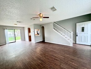 8732 Seneca Creek in Converse, TX - Building Photo - Building Photo