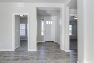 8275 E Stone Valley St in Nampa, ID - Building Photo - Building Photo