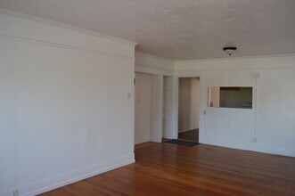 351-351 3rd Ave in Chula Vista, CA - Building Photo - Building Photo