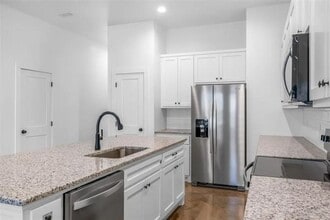 1540 W Long in Stephenville, TX - Building Photo - Building Photo