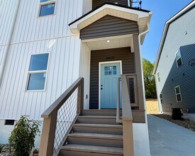 3425 Garden Dr in Knoxville, TN - Building Photo - Building Photo