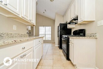 18 Oakdale Dr in Stockbridge, GA - Foto de edificio - Building Photo