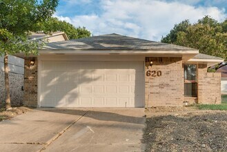 620 Via Miramonte in Mesquite, TX - Building Photo - Building Photo