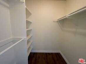 525 S Ardmore Ave in Los Angeles, CA - Building Photo - Building Photo