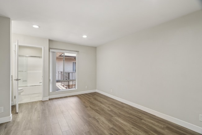 626 E Verdugo Ave, Unit C in Burbank, CA - Building Photo - Building Photo