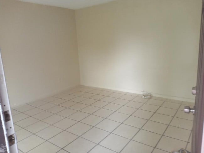 8015 N 13th St, Unit Tampa
