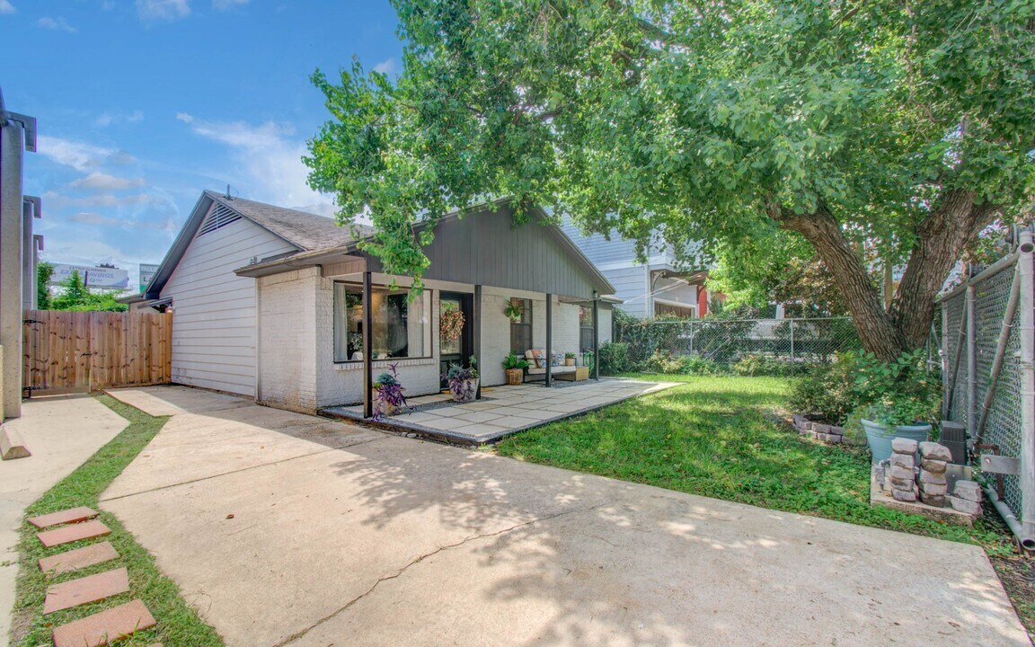 1612 Bonner E St in Houston, TX - Building Photo
