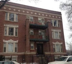 5347-5349 S Calumet Ave Apartments