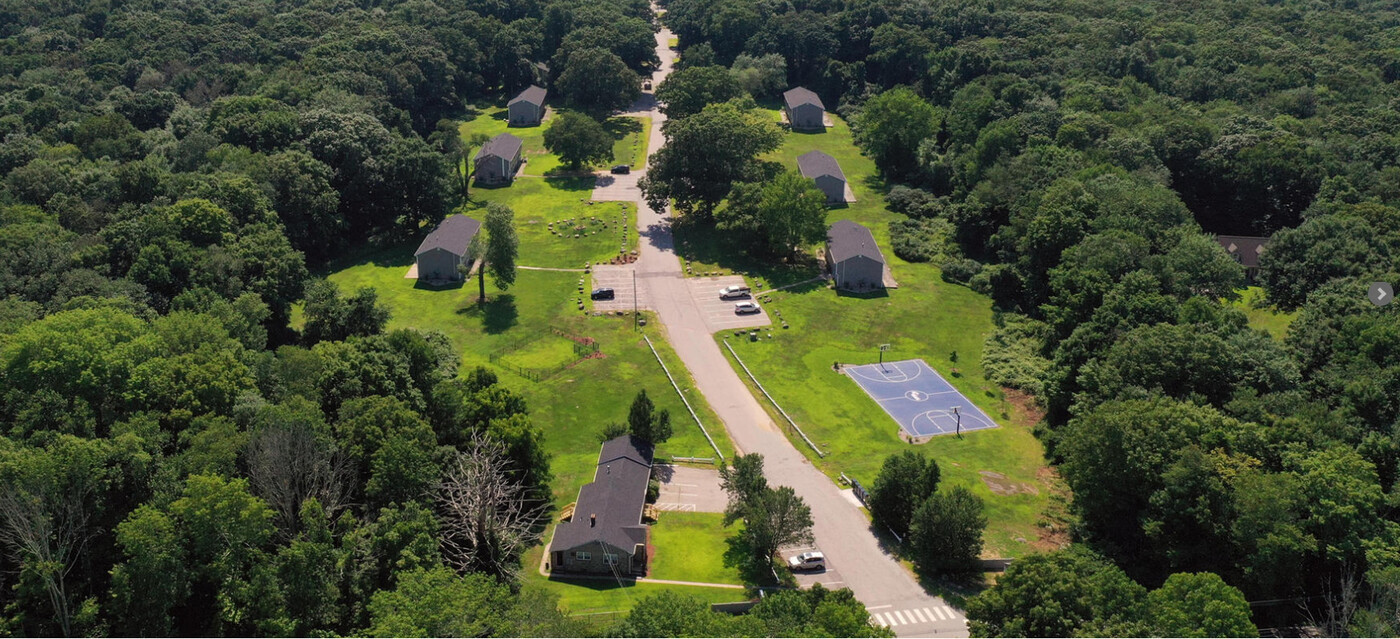 Carriage House Townhomes in Storrs Mansfield, CT - Building Photo