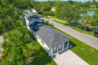 1001 Jenkins St, Unit A in Plant City, FL - Building Photo - Building Photo