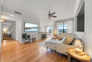 7701 Rialto Blvd, Unit 1426 in Austin, TX - Building Photo
