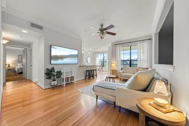 7701 Rialto Blvd, Unit 1426 in Austin, TX - Foto de edificio - Building Photo