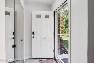 357 Minstrel Ct in Old Bridge, NJ - Building Photo - Building Photo