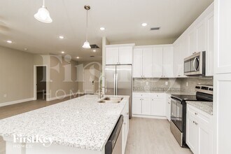 124 Lamarque St in Palm Bay, FL - Building Photo - Building Photo