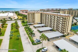 500 Palm Springs Blvd in Indian Harbour Beach, FL - Building Photo