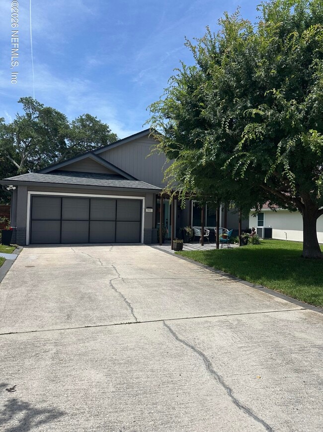 property at 511 Pheasant Run
