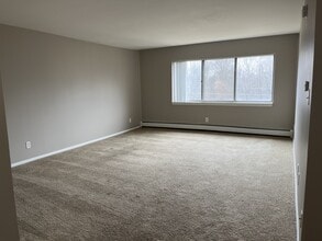 Foster Park Apartments in Fort Wayne, IN - Building Photo - Building Photo